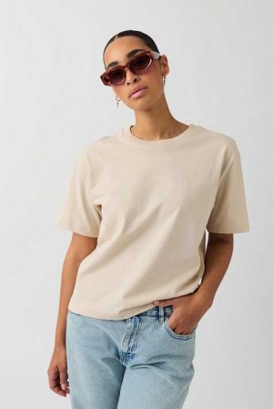 Women Gina Tricot Basic T Shirts Beige | 30AXQPSZJ