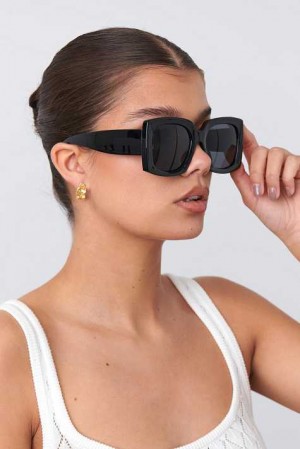 Women Gina Tricot Large Square Sunglasses Black | 49NHOYUDA